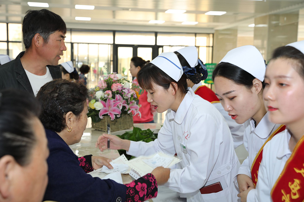 葫蘆島市第二人民醫院全面升級，盛大開診(圖1)
