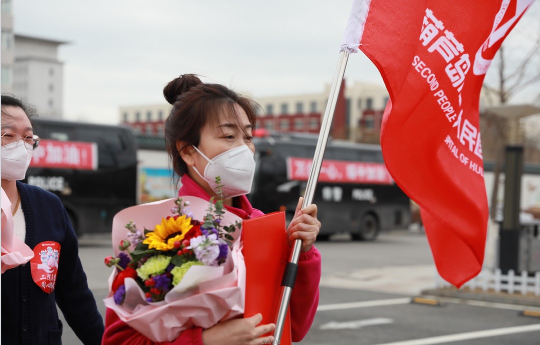 春暖花開(kāi)，英雄歸來(lái)！葫蘆島市第二人民醫(yī)院支援綏中醫(yī)療隊(duì)凱旋而歸~(圖5)