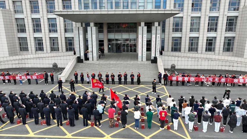 春暖花開(kāi)，英雄歸來(lái)！葫蘆島市第二人民醫(yī)院支援綏中醫(yī)療隊(duì)凱旋而歸~(圖3)