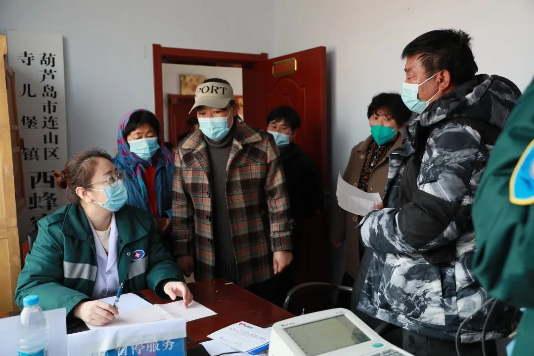 踐行黨的二十大精神，市二院黨員開展大型公益出診！(圖3)